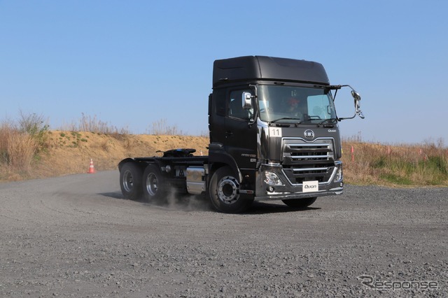 UDトラックス新型クオンGW6×4トレーラー発表