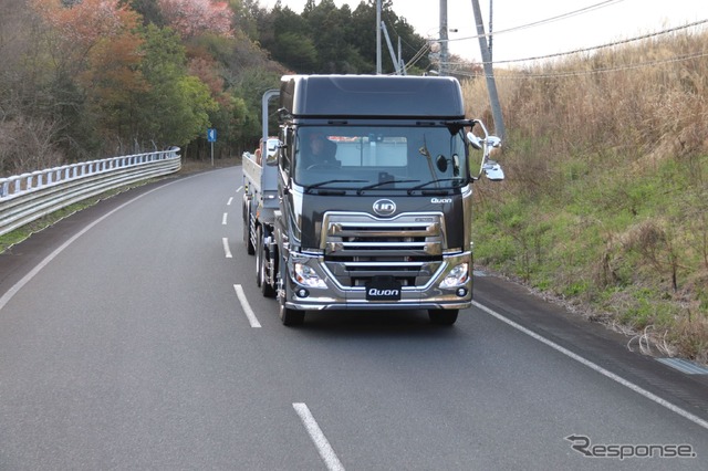 UDトラックス新型クオンGW6×4トレーラー発表