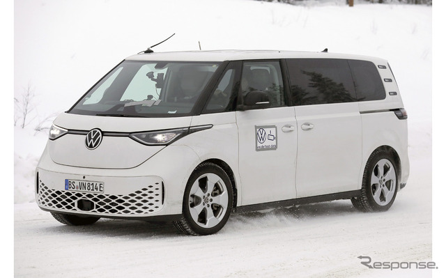 VW ID.BUZZ ロングホイールベースのプロトタイプ(スクープ写真)