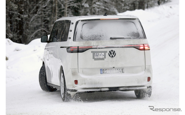 VW ID.BUZZ ロングホイールベースのプロトタイプ(スクープ写真)