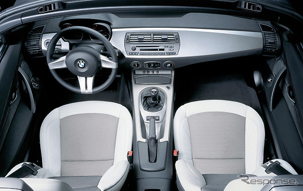 BMWの新型ロードスター『Z4』---写真見せます!! 実物は秋に