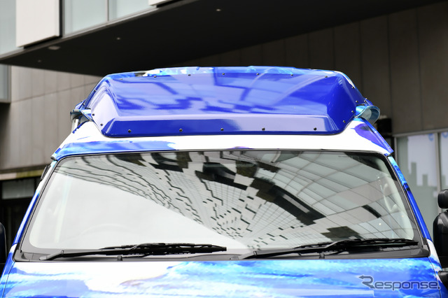 ベルリング「青い救急車」