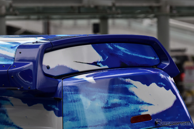 ベルリング「青い救急車」