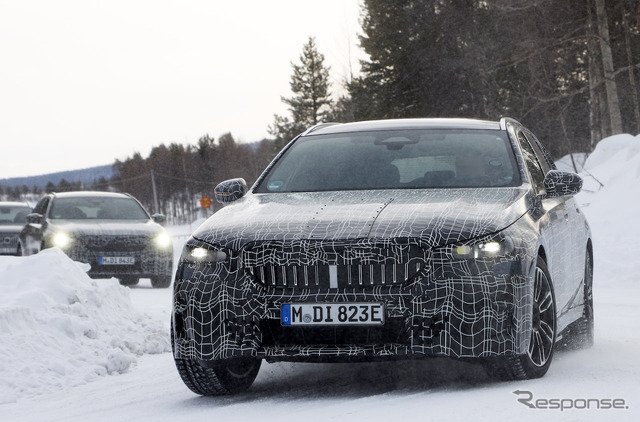 BMW i5ツーリング M60 プロトタイプ(スクープ写真)