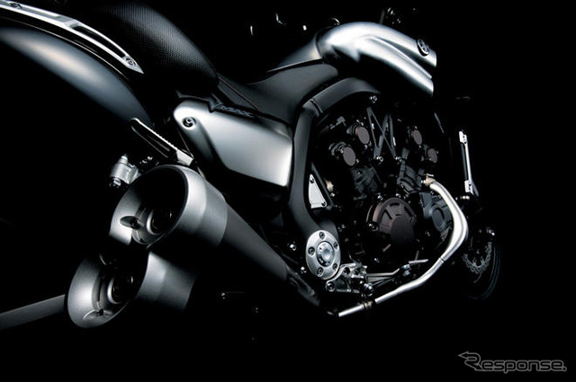 【ヤマハ VMAX 新型発表】国内発売は4月20日、231万円