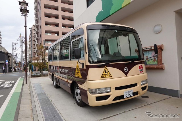 パイオニアの実証実験に参加した川越幼稚園の送迎バス