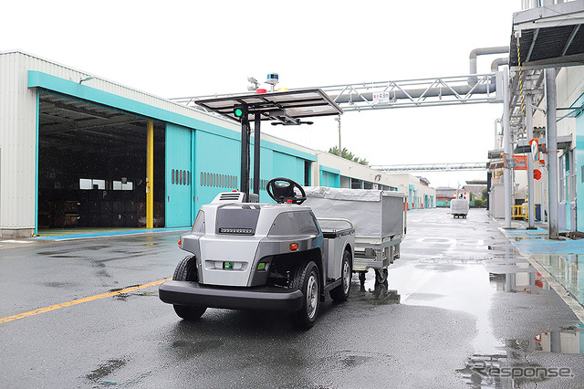 ヤマハ発動機・ティアフォー・eve autonomyの3社が開発した新型自動運転EV自動搬送サービス“eve auto”