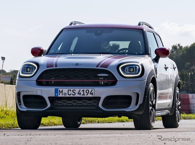 MINI カントリーマン(クロスオーバー)「ジョンクーパーワークス(JCW)」