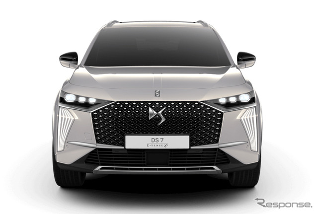 DS 7(クリスタル パール)