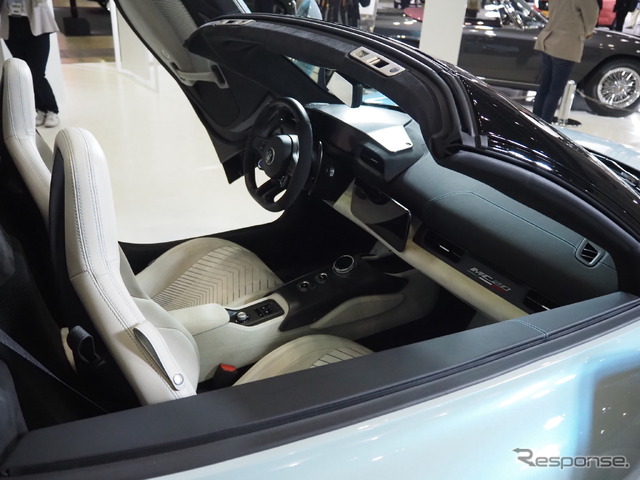 マセラティMC20チェロ(オートモービルカウンシル2023)