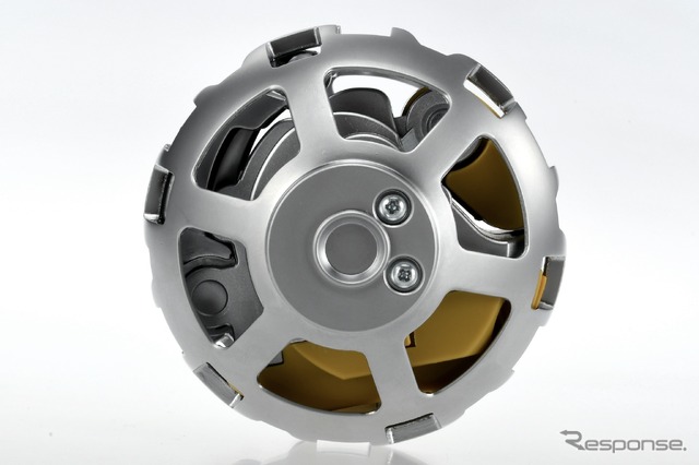 SORA-Q Flagship Model (c) TOMY