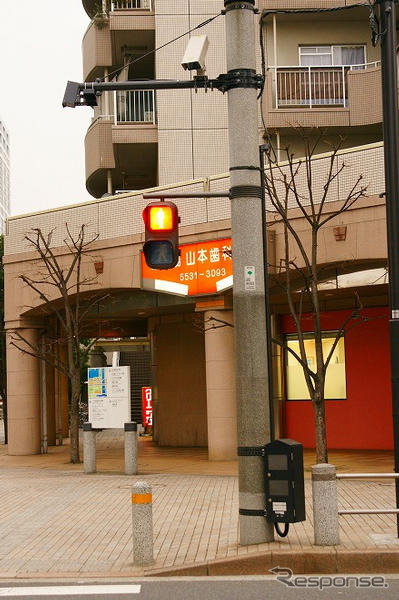 【ITS-SAFETY 2010】スマートウェイとDSSS、その違いは?