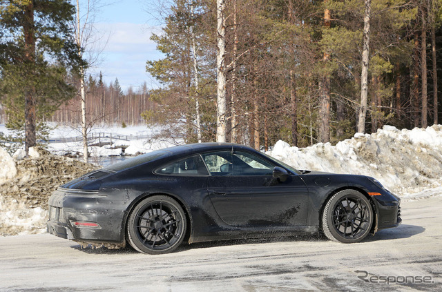 ポルシェ 911 GTS 改良新型プロトタイプ(スクープ写真)