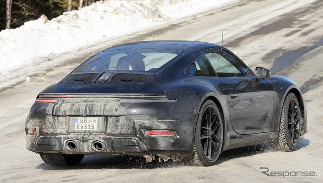 ポルシェ 911 GTS 改良新型プロトタイプ(スクープ写真)