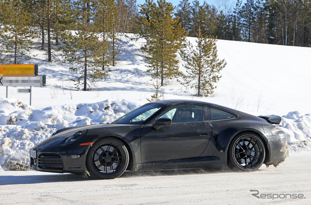 ポルシェ 911 GTS 改良新型プロトタイプ(スクープ写真)