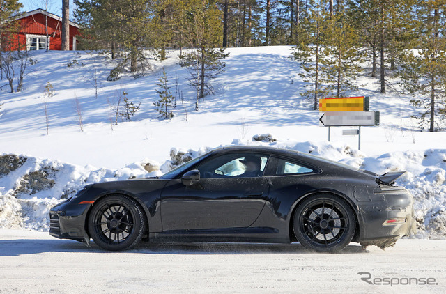 ポルシェ 911 GTS 改良新型プロトタイプ(スクープ写真)