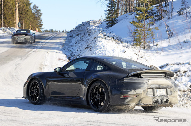 ポルシェ 911 GTS 改良新型プロトタイプ(スクープ写真)