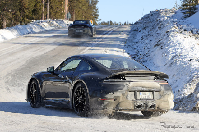 ポルシェ 911 GTS 改良新型プロトタイプ(スクープ写真)