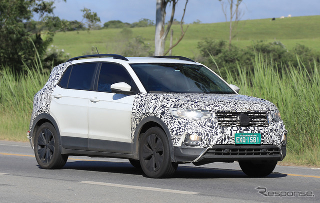 VW T-Cross 改良新型プロトタイプ(スクープ写真)