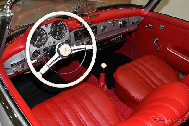 1958年式メルセデスベンツ190SL(オートモビルカウンシル2023)