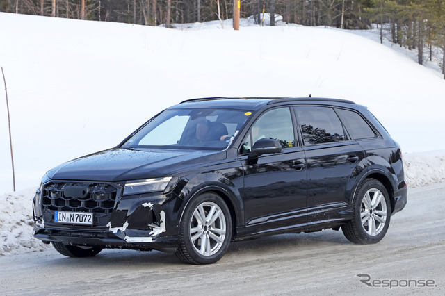 アウディ Q7 改良新型プロトタイプ(スクープ写真)