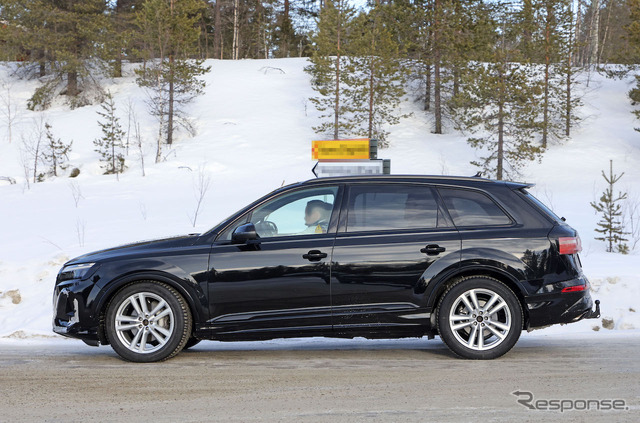 アウディ Q7 改良新型プロトタイプ(スクープ写真)