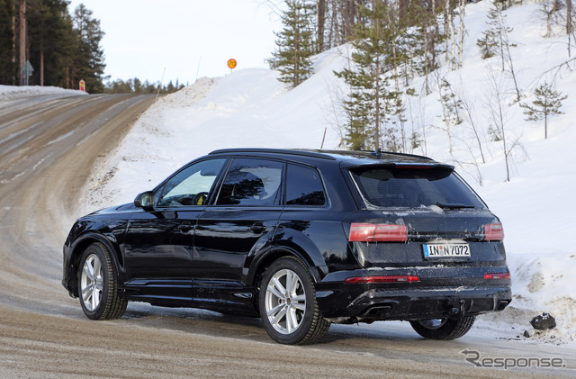 アウディ Q7 改良新型プロトタイプ(スクープ写真)