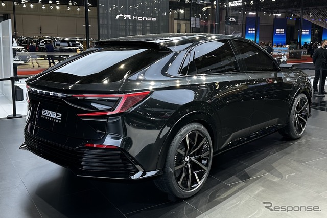 ホンダe:NP2プロトタイプ(上海モーターショー2023)