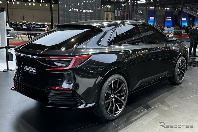 ホンダe:NP2プロトタイプ(上海モーターショー2023)