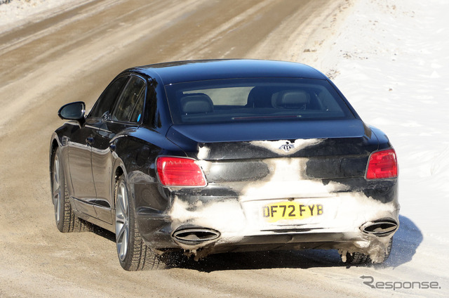 ベントレー フライングスパー V8 PHEV プロトタイプ(スクープ写真)