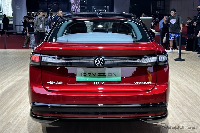 VW ID.7(上海モーターショー2023)