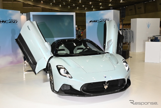 マセラティ MC20チェロ