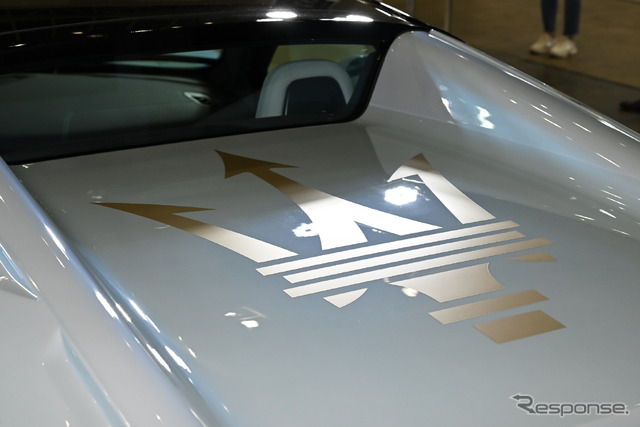 マセラティ MC20チェロ
