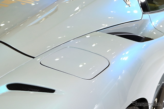 マセラティ MC20チェロ