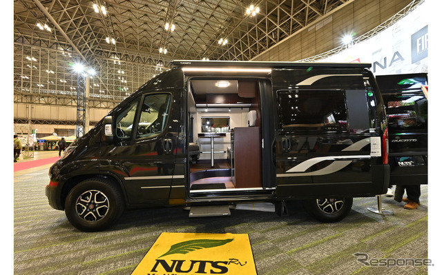 ジャパンキャンピングカーショー2023に出店されたデュカトベースのナッツRV「フォルトナ タイプC 」