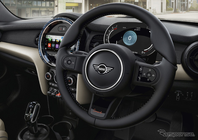MINI コンバーチブル シーサイドエディション