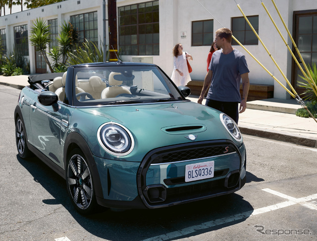 MINI コンバーチブル シーサイドエディション