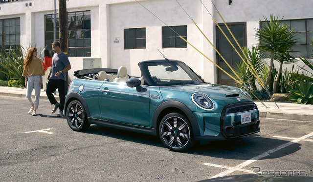MINI コンバーチブル シーサイドエディション
