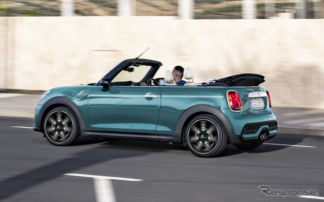 MINI コンバーチブル シーサイドエディション