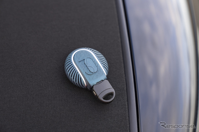 MINI コンバーチブル シーサイドエディション