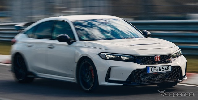 ホンダ・シビック・タイプR 新型のニュル・タイムアタック仕様。これと同じ仕様が「タイプR‐S」になる予定