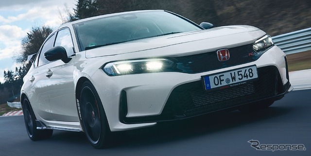 ホンダ・シビック・タイプR 新型のニュル・タイムアタック仕様。これと同じ仕様が「タイプR‐S」になる予定