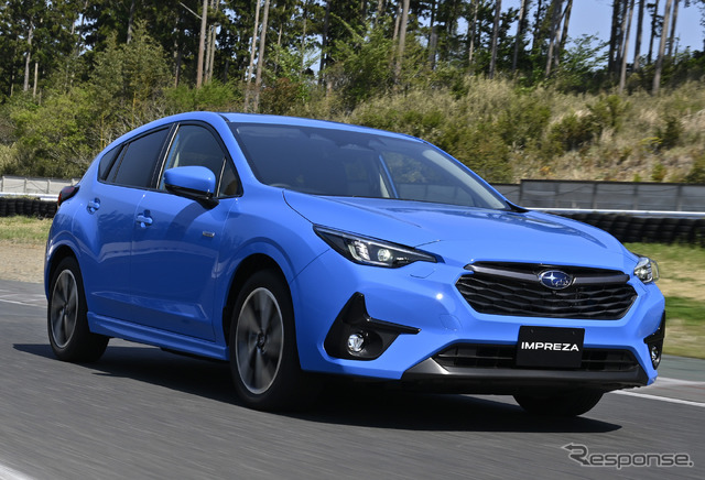 スバル インプレッサ 新型(プロトタイプ)