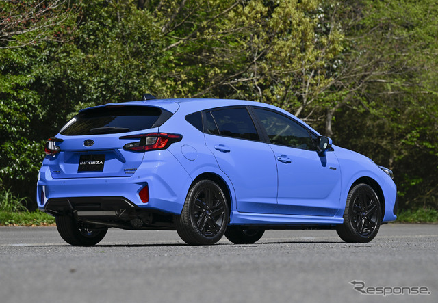 スバル インプレッサ 新型(プロトタイプ)