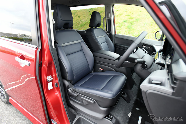 日産セレナ新型(e-POWER ルキシオン)