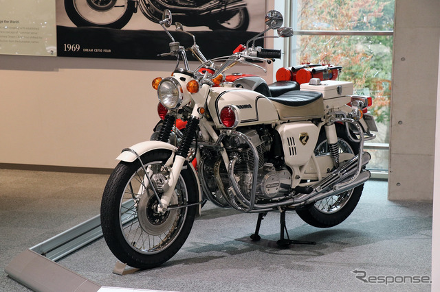 白バイ ホンダ ドリーム CB750P（1970年）