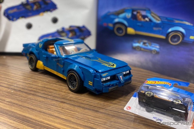 メガホットウィール「'77 ポンティアック ファイヤーバード」
