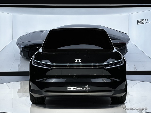 ホンダ e:N SUV 序 (上海モーターショー2023)
