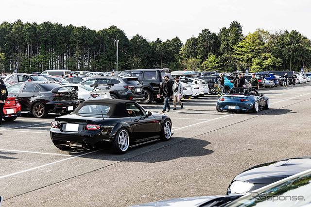 圧倒的!その数800台以上のレイズホイール装着車が一堂に会したレイズファンミーティング2023