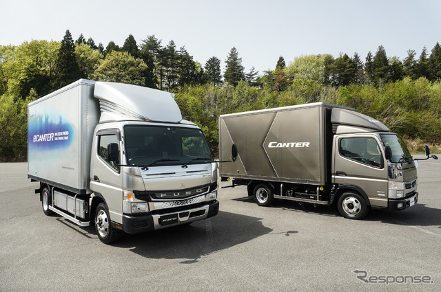 三菱ふそう eキャンターの従来型(左)とディーゼル車のキャンター(右)
